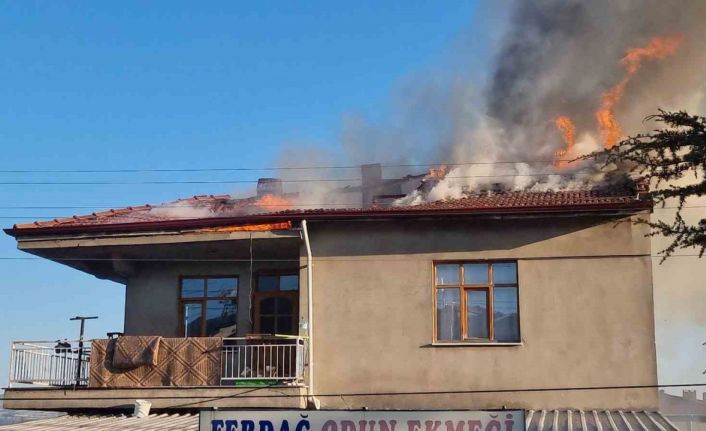 Kütahya’da iftar vakti korkutan yangın