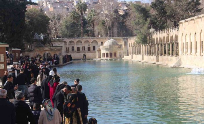 Ramazan ayında Balıklıgöl’e ziyaretçi akını