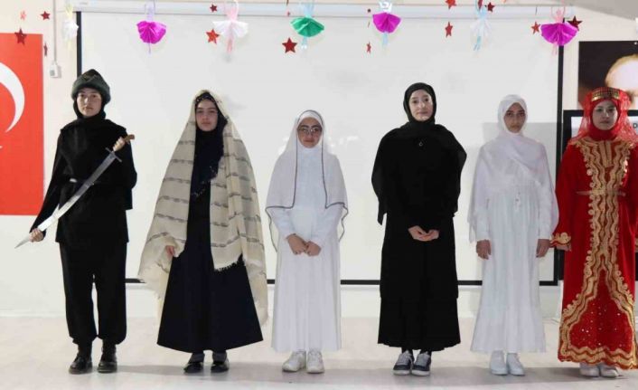 Şehit Recep Gündüz Anadolu İmam Hatip Lisesi’nden 8 Mart Dünya Kadınlar Günü programı