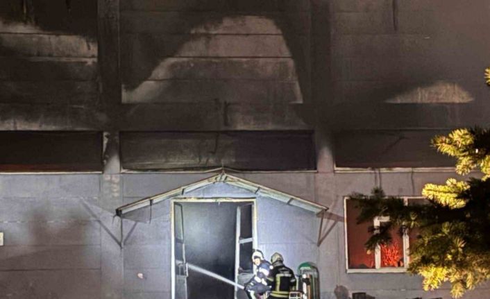 Trabzon Büyükşehir Belediyesi İtfaiye Daire Başkanı Öztürk: "Yangının yüzde 90’lık kısmını kontrol altına aldık"