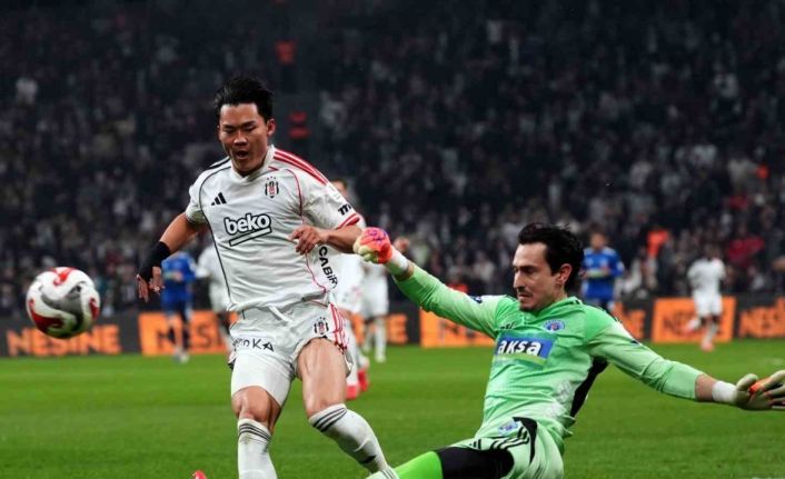 Trendyol Süper Lig: Beşiktaş: 2 - Kasımpaşa: 0 (İlk yarı)