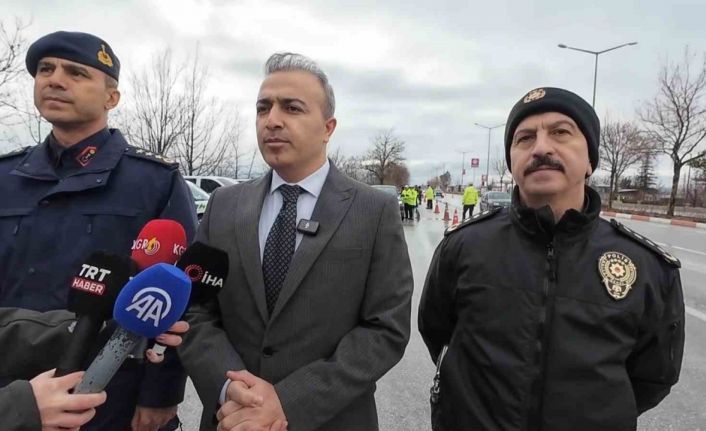 Vali Çiçek: "Bayramda vatandaşımızın huzuru için sahadayız"