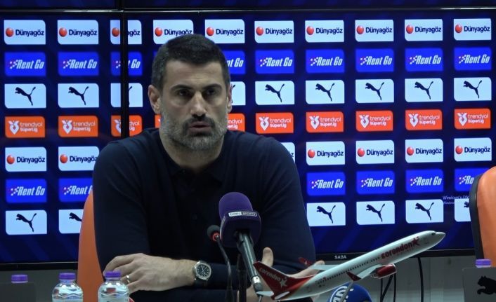 Volkan Demirel: "Başta kalecim olmak üzere bütün oyuncularını tebrik ediyorum’’