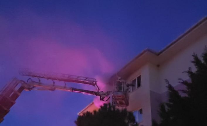 Edirne’de apartman dairesinde korkutan yangın