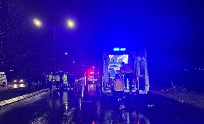 Erzincan’da bisiklet sürücüsü trafik kazasında hayatını kaybetti