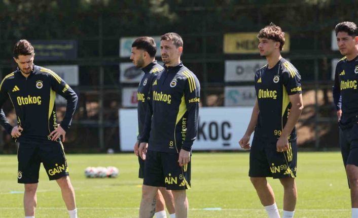 Fenerbahçe, Başakşehir maçı hazırlıklarını sürdürdü