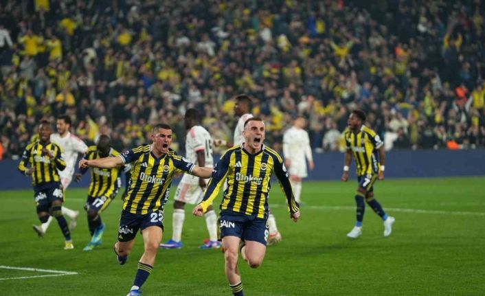 Fenerbahçe, ligde Beşiktaş’ı 2 maçta da devirdi