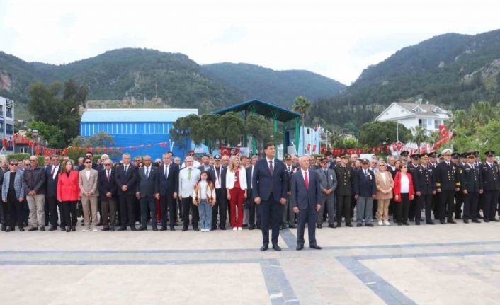 Fethiye’de 23 Nisan törenle kutlandı