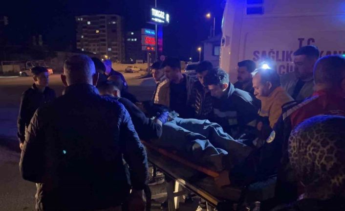 Kayseri’de SUV araç ile otomobil çarpıştı: 3’ü ağır 4 yaralı