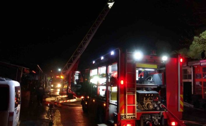 Konya’da iş yerinde yangın: 2 yaralı