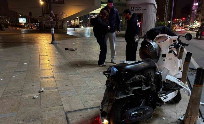 Şişli’de bir sürücü genç kıza çarpmamak için bariyerlere girdi