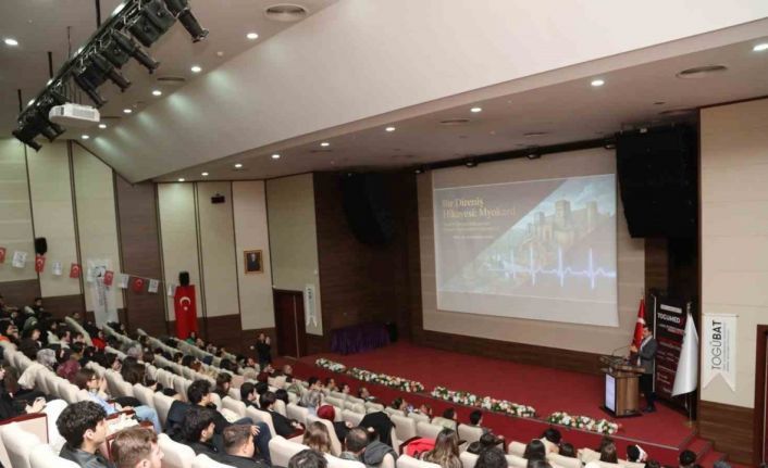 TOGÜ’nün düzenlediği tıp kongresinde canlı ameliyat heyecanı yaşandı
