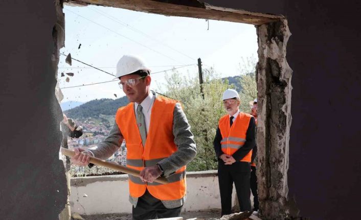 Tokat’ta kentsel dönüşümde yıkımlar başladı