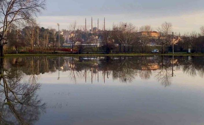 Yağışlar Tunca Nehri’ni coşturfu: Debi 3 günde 3 kat arttı
