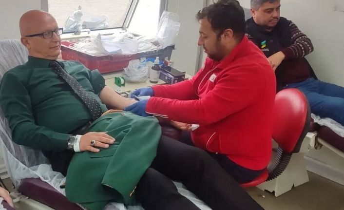 Yenipazar İlçe Milli Eğitim’den kan bağışına destek