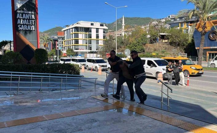 Antalya’da tefecilik ve şantaj operasyonunda 6 tutuklama