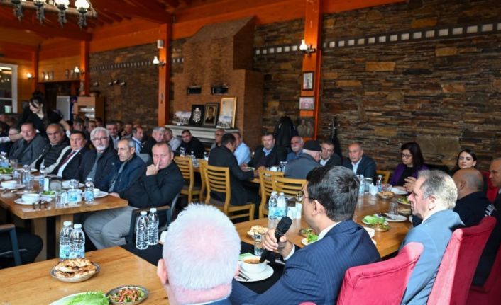 Vali Kartal, muhtarlarla bir araya geldi