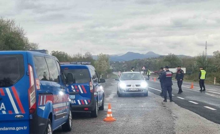 Zonguldak’ta jandarmadan trafik ve çevre güvenliği denetimi